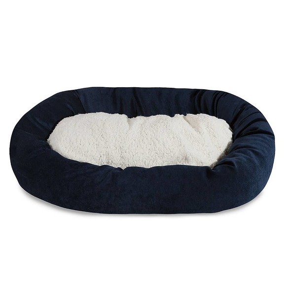 Majestic Pet Villa Collection Sherpa Bagel Dog Bed- retail $89